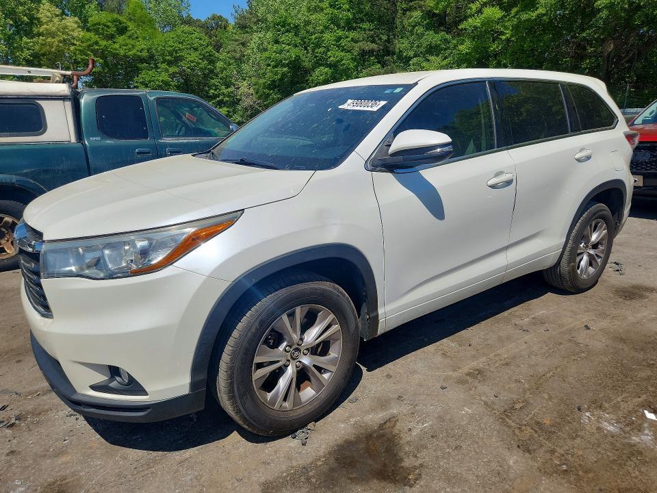 2016 Toyota Highlander le Plus