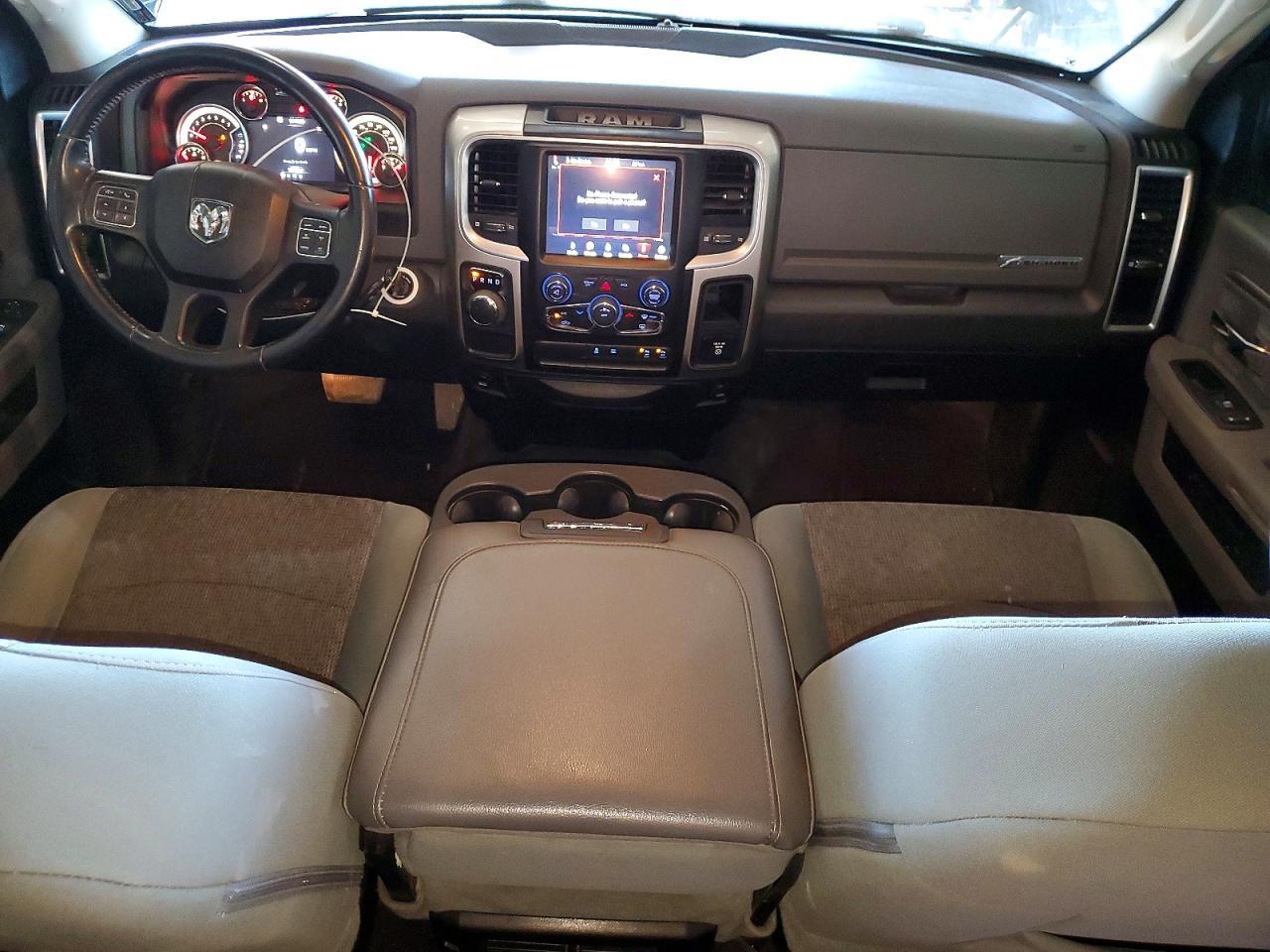 2018 Dodge RAM 1500 SLT