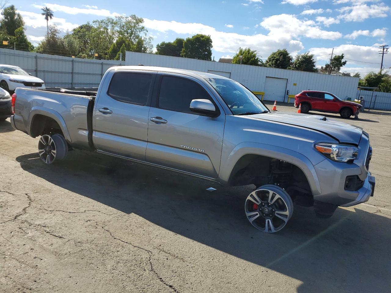 2019 Toyota Tacoma TRD Sport
