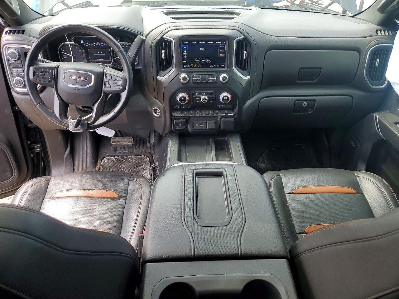 2021 GMC Sierra K1500 AT4