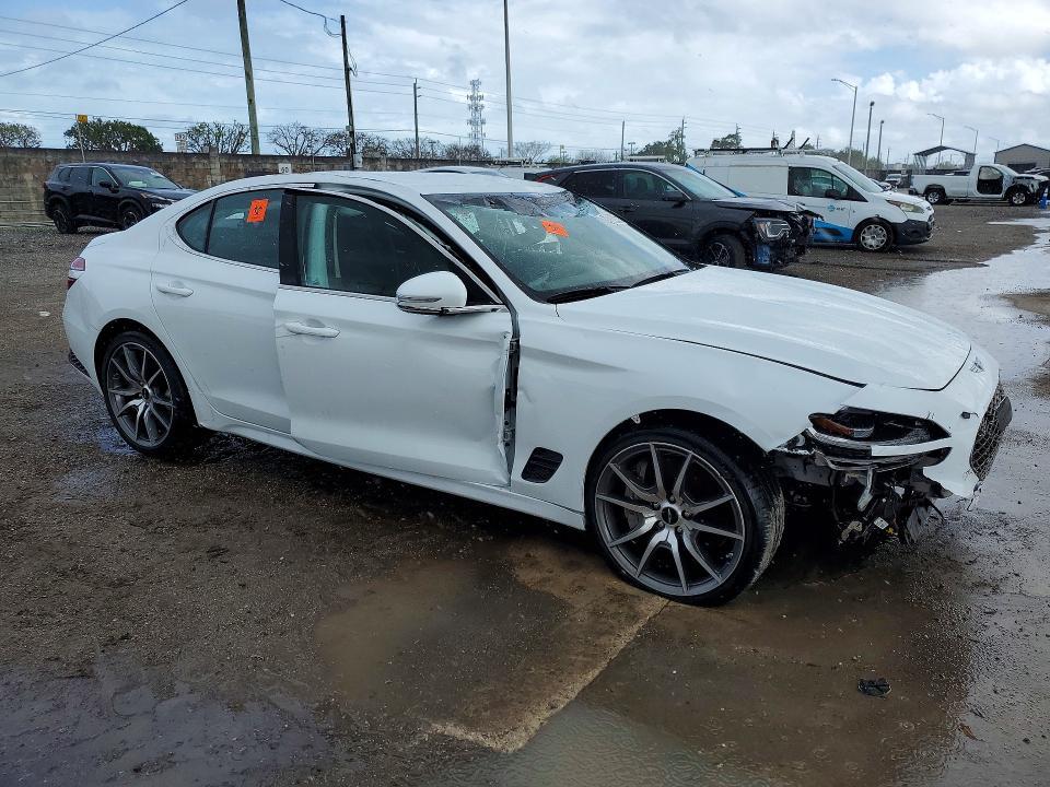 2026 Genesis G70 2.5t Standard