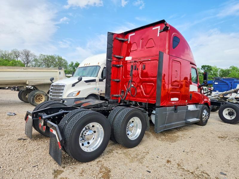 2020 Freightliner Cascadia 126 Semi Truck