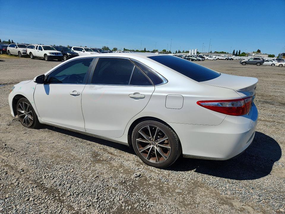 2015 Toyota Camry xse
