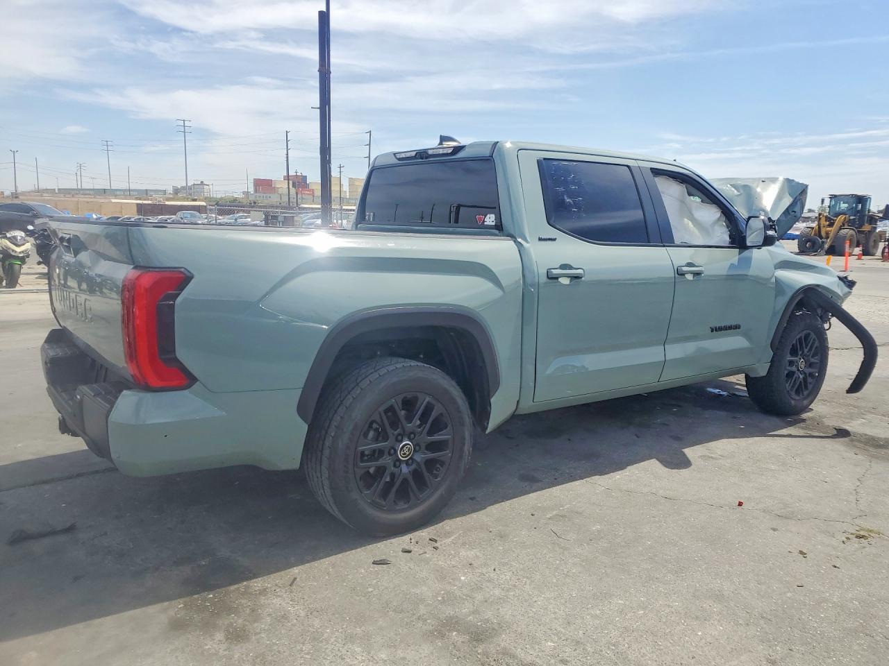 2024 Toyota Tundra Limited HV