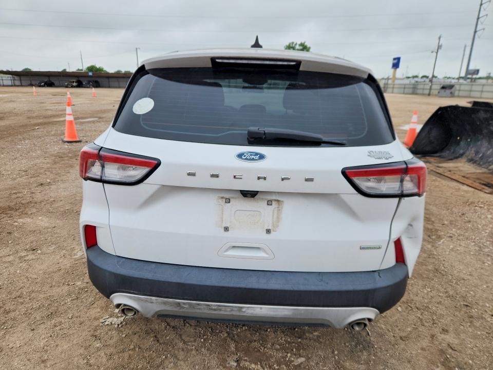 2020 Ford Escape s