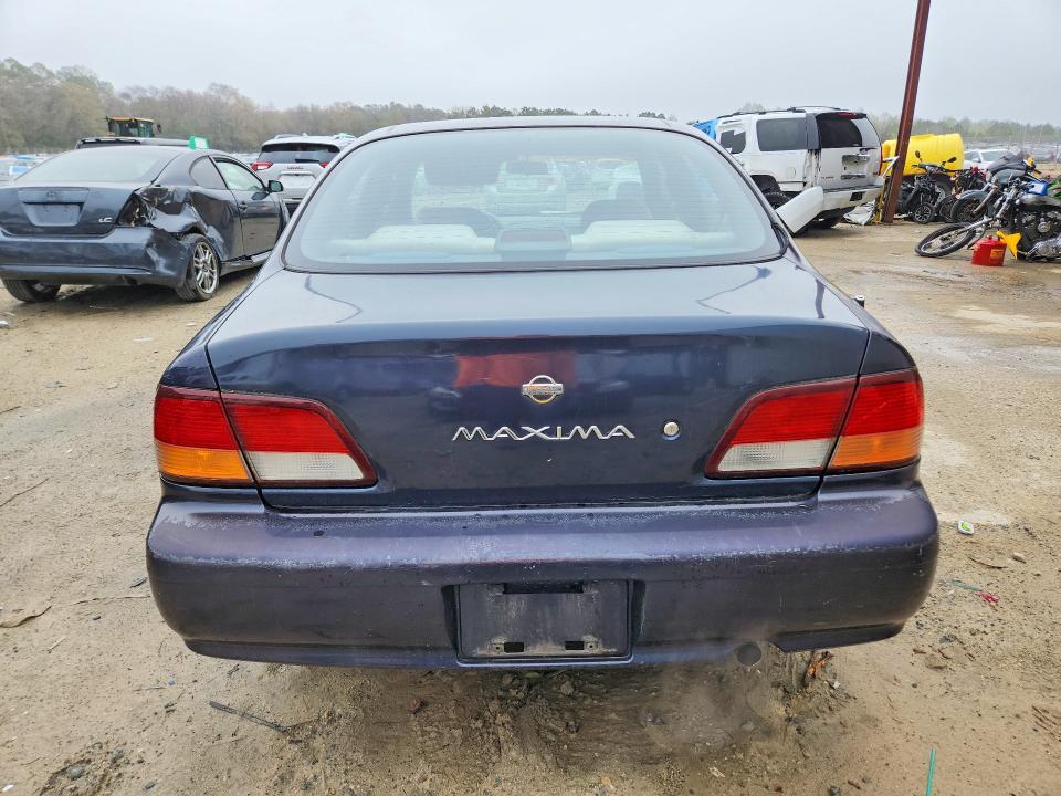 1998 Nissan Maxima gxe