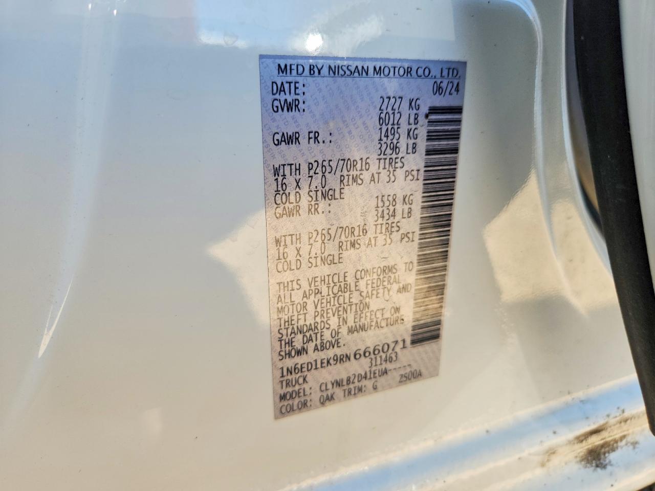 2024 Nissan Frontier SV