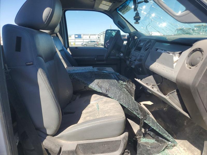 2014 Ford F550 Super Duty Truck Cab AND Chassis