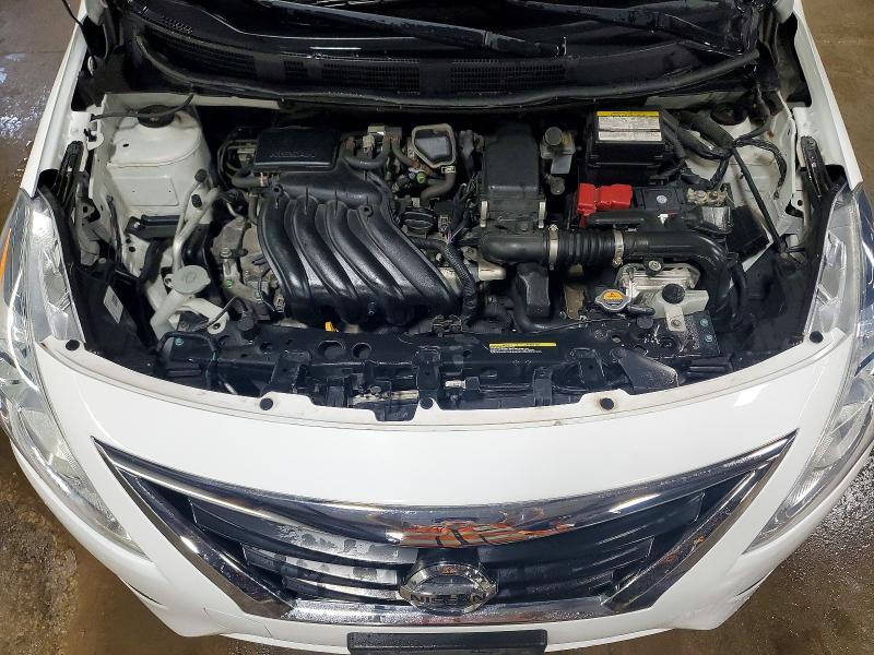 2018 Nissan Versa s Plus