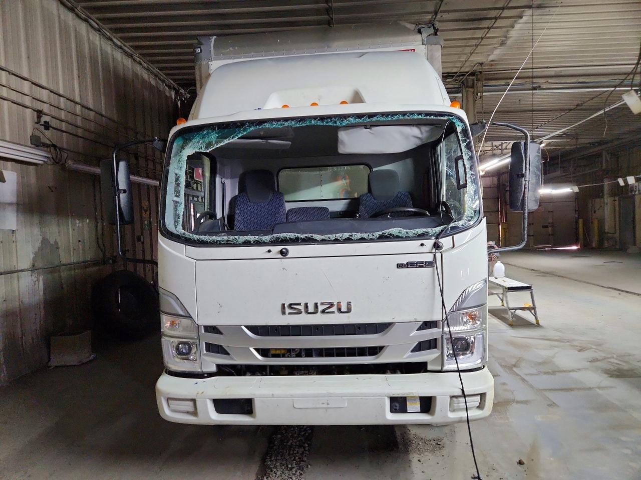 2024 Isuzu NPR HD BOX Truck