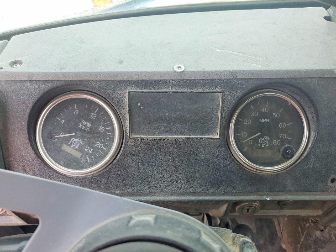 2005 Mack DM Ready MIX Truck