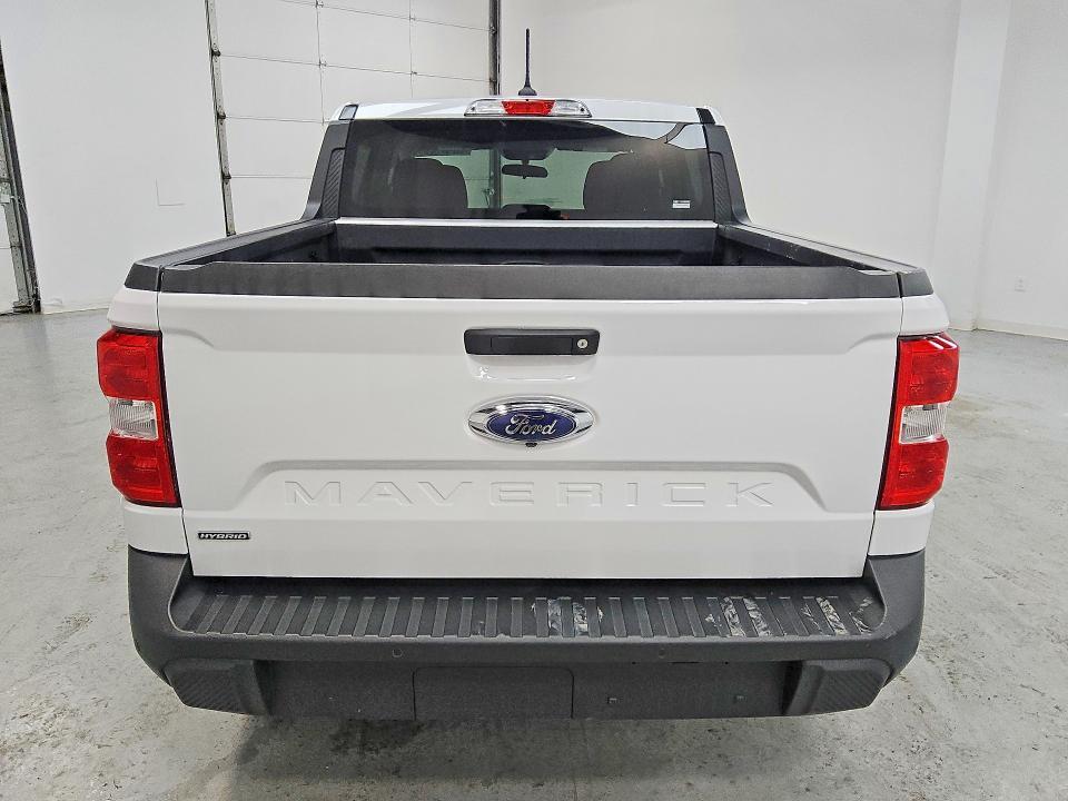 2024 Ford Maverick XL