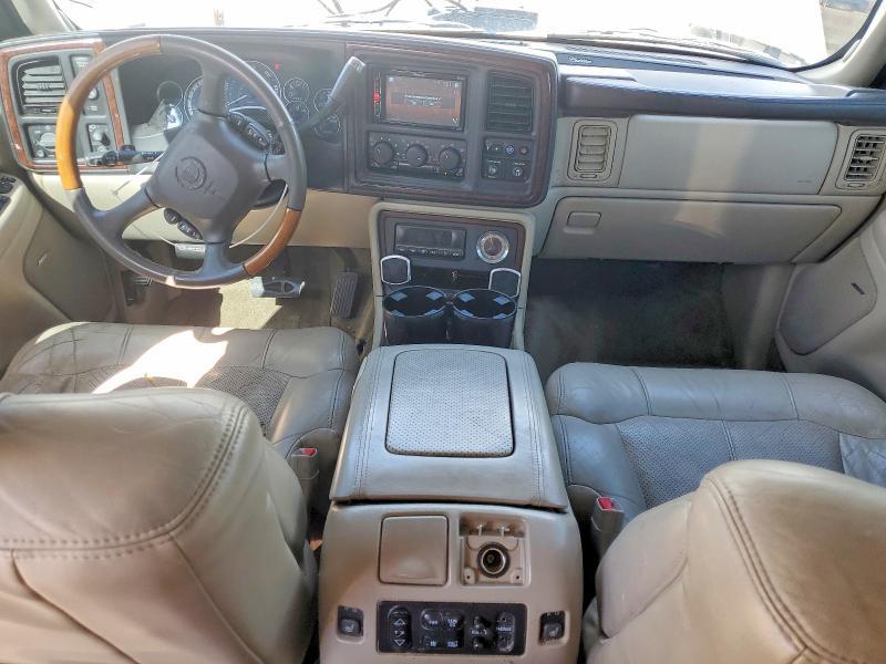 2002 Cadillac Escalade Luxury