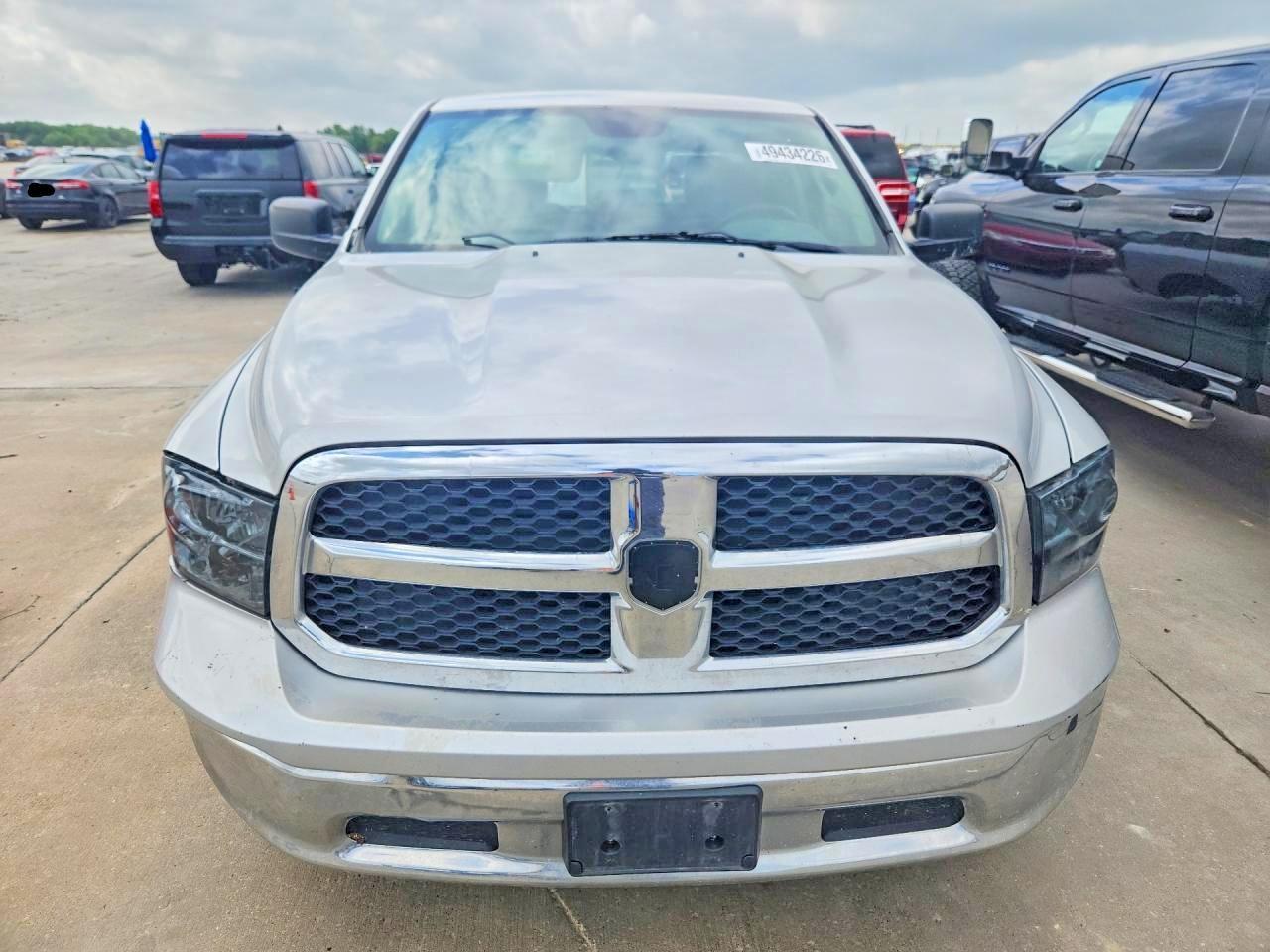 2016 Dodge RAM 1500 SLT