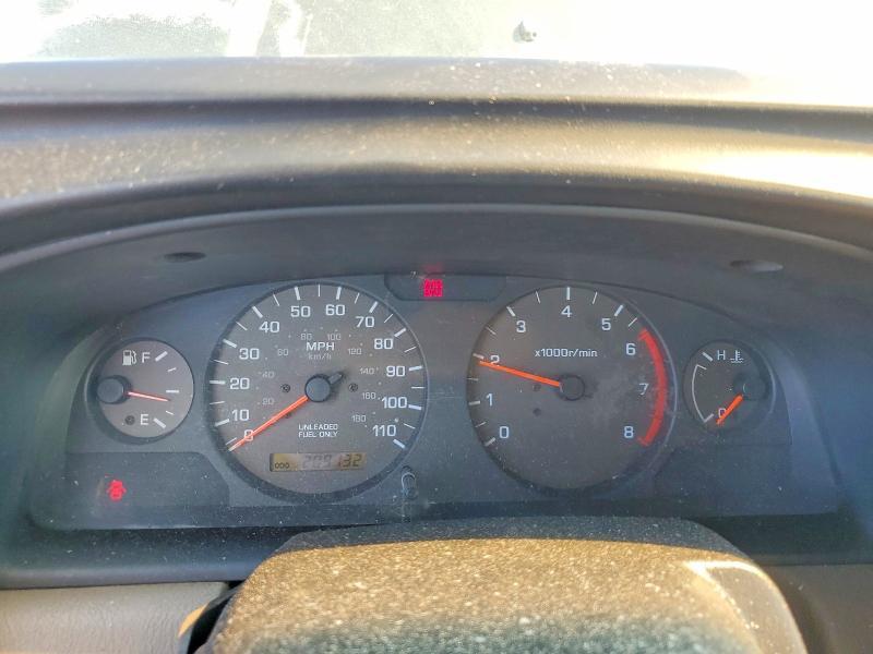 2000 Nissan Frontier XE