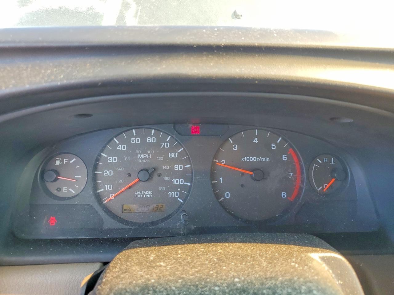 2000 Nissan Frontier XE