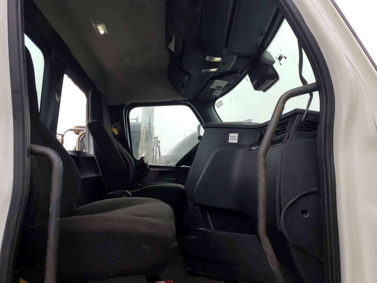 2023 Freigliner 2023 Freightliner Cascadia 126 Semi Truck