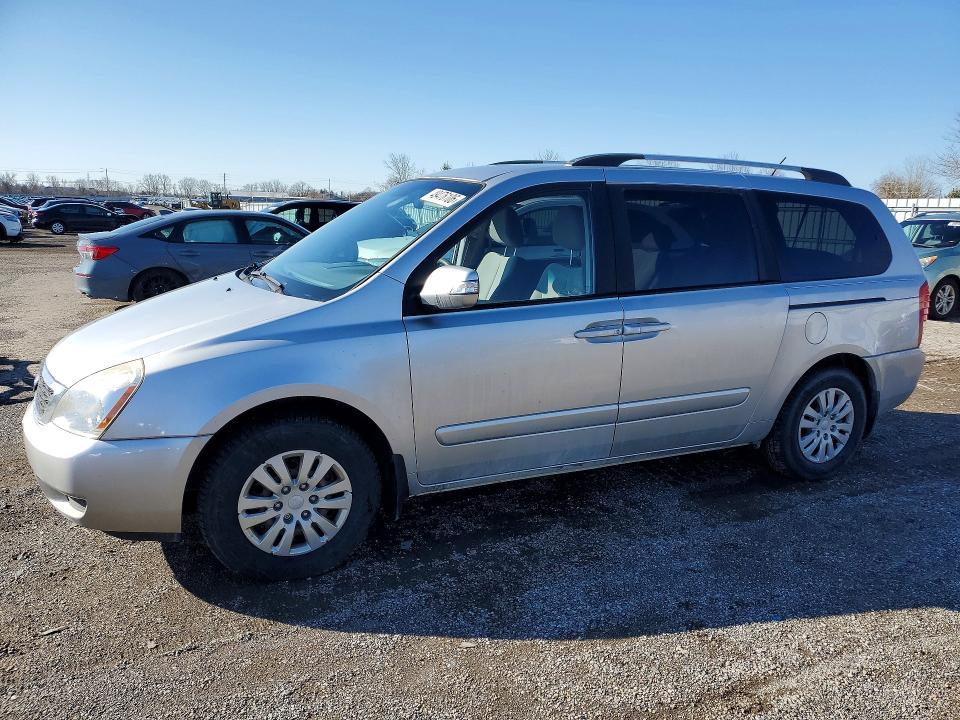 2012 KIA Sedona lx