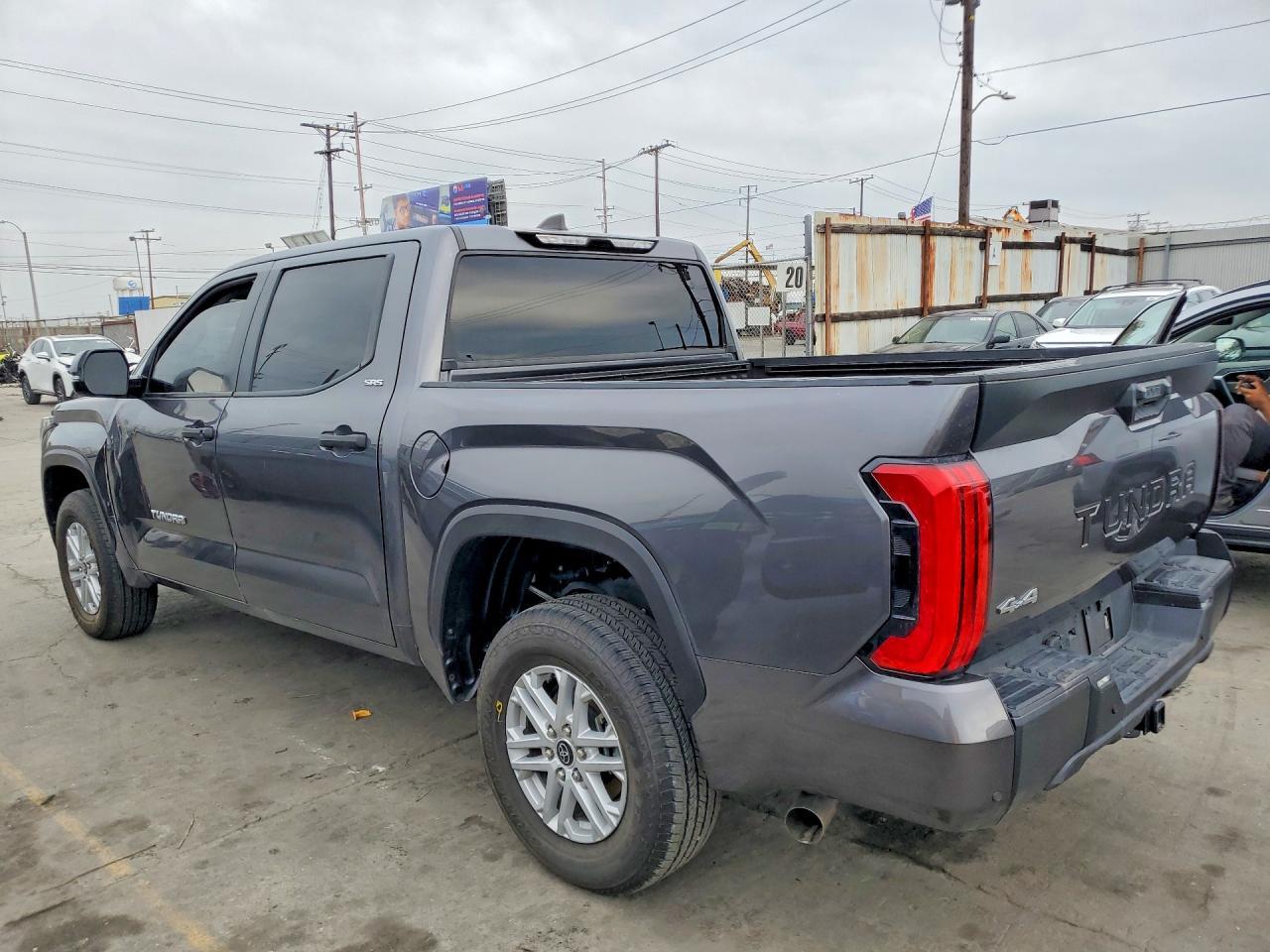 2024 Toyota Tundra SR5