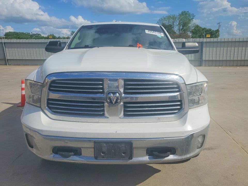 2015 Dodge RAM 1500 SLT