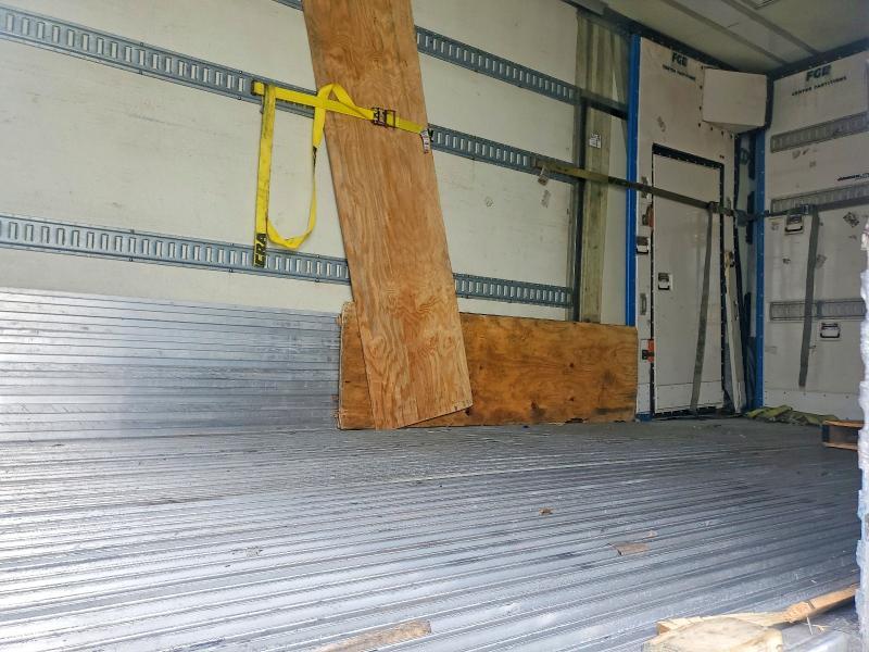2015 Utility VS2RA DRY Van Trailer