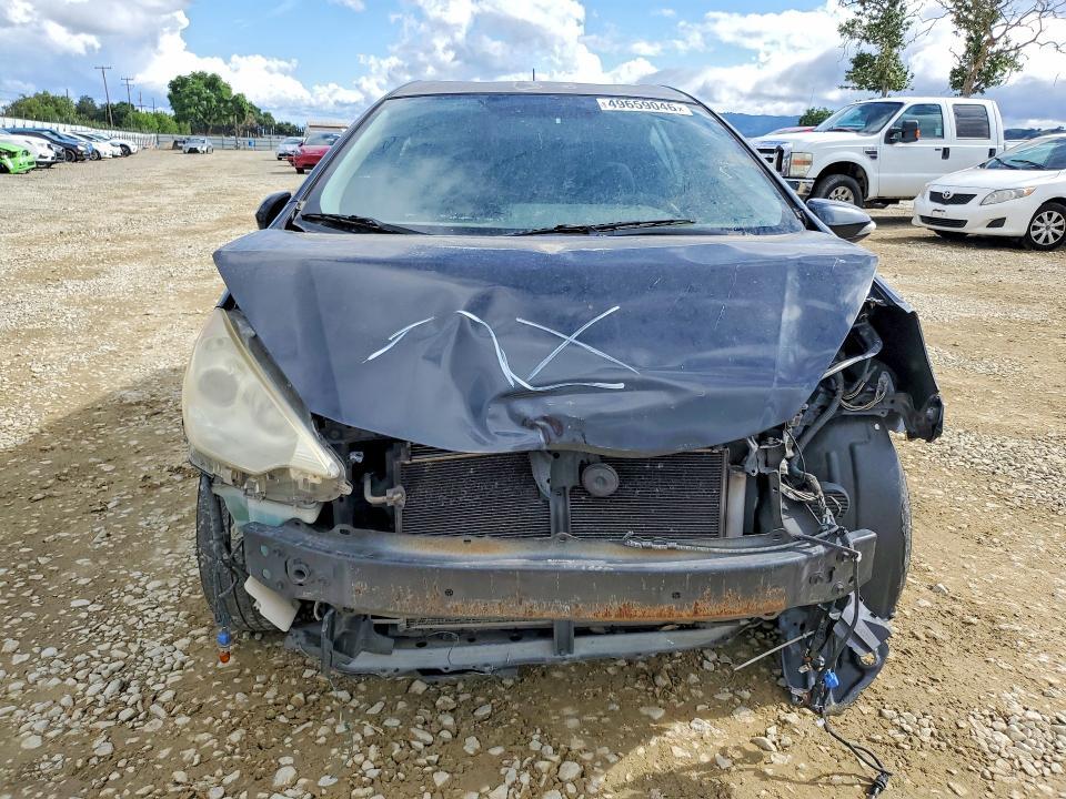 2013 Toyota Prius c two