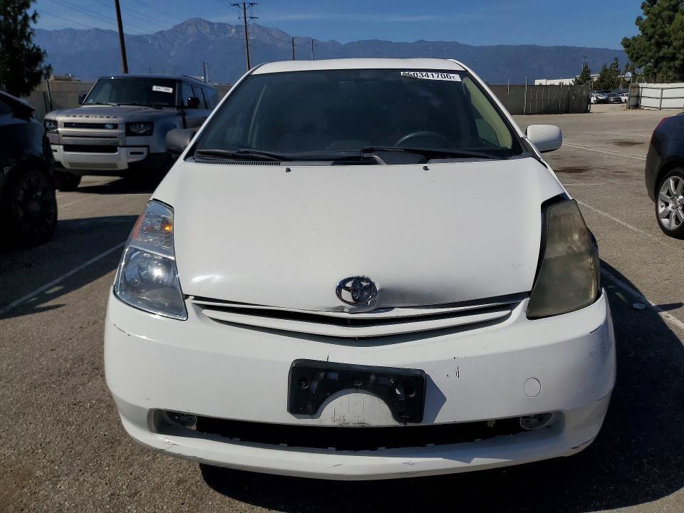2004 Toyota Prius Base