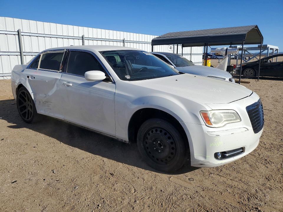 2015 Chrysler 300 Limited