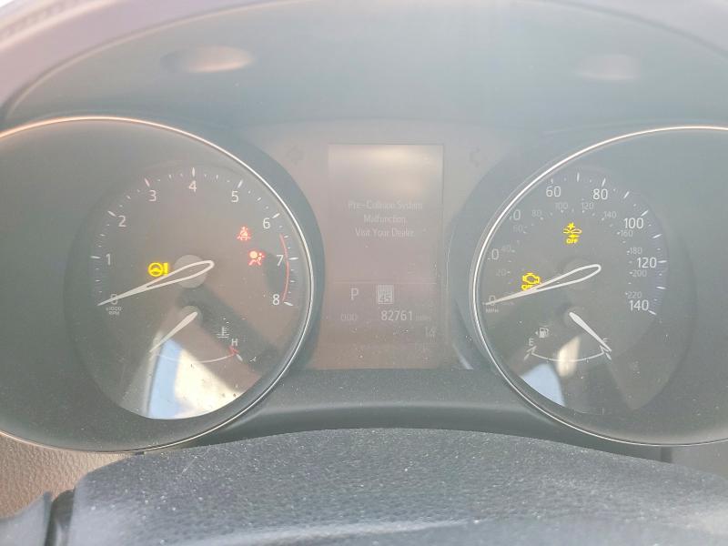 2022 Toyota C-hr xle