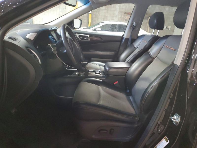 2019 Nissan Pathfinder sv