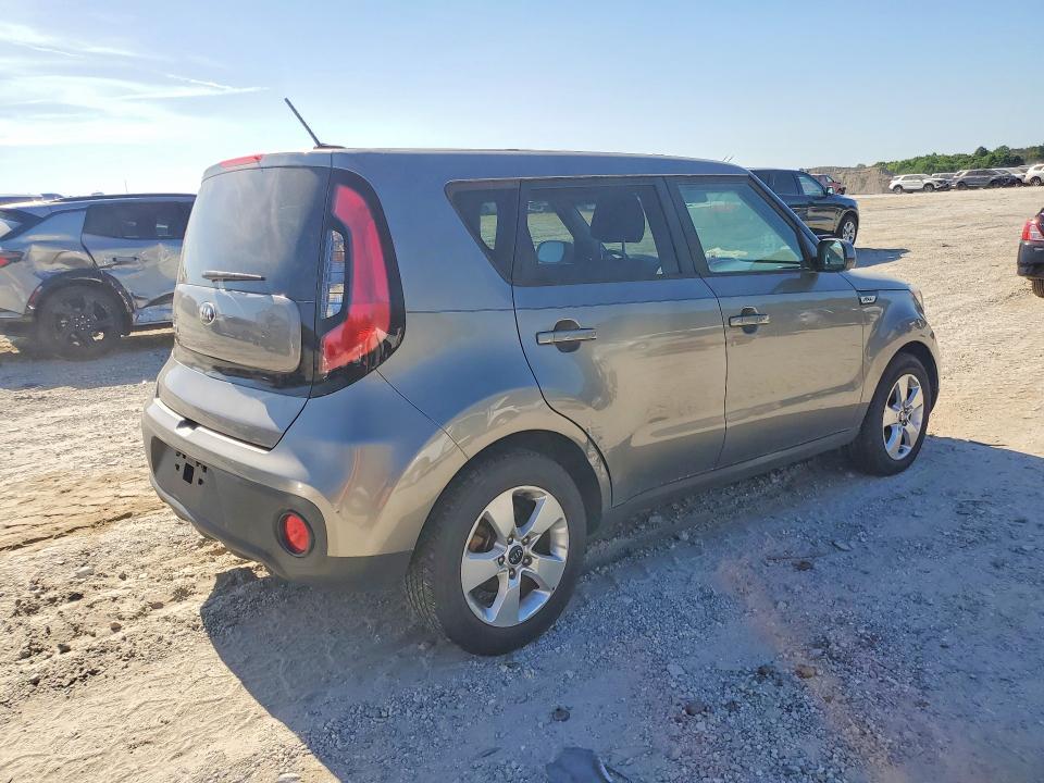 2017 KIA Soul Base
