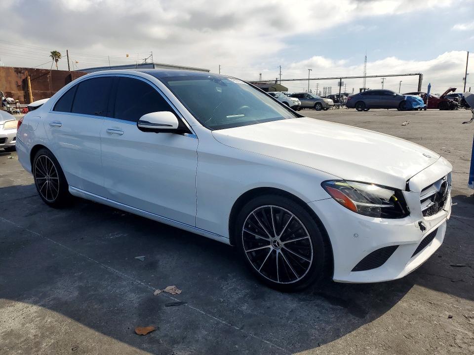2021 Mercedes-Benz C300