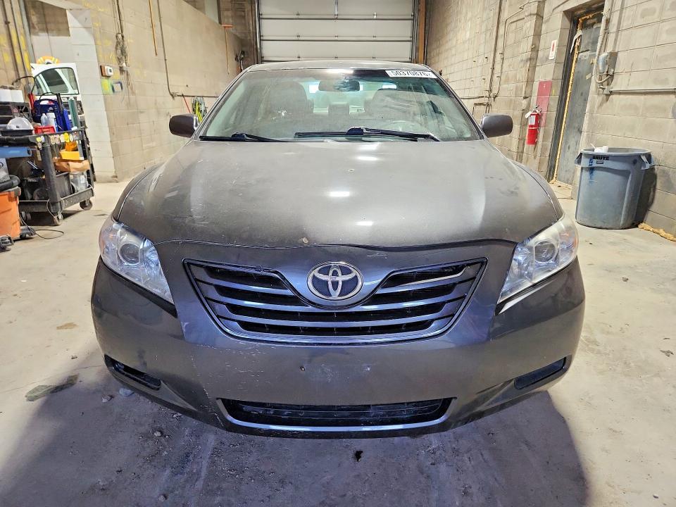 2009 Toyota Camry le