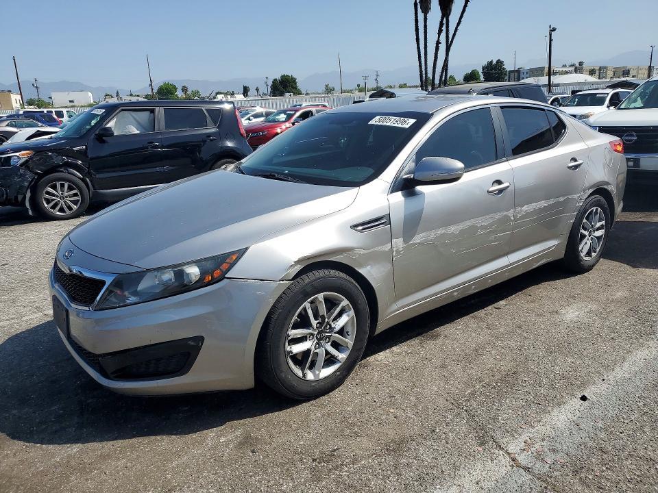 2011 KIA Optima lx