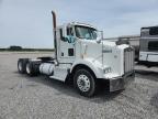 2013 Kenworth 2011 Kenworth T800 Semi Truck