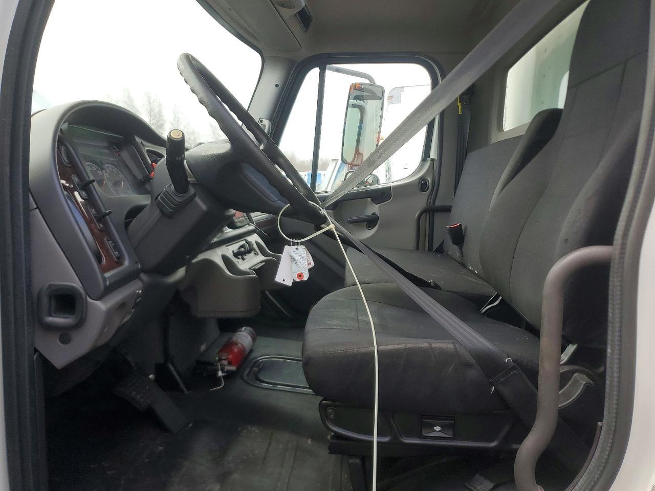 2020 Freigliner 2020 Freightliner Business Class M2 Refrigerated B