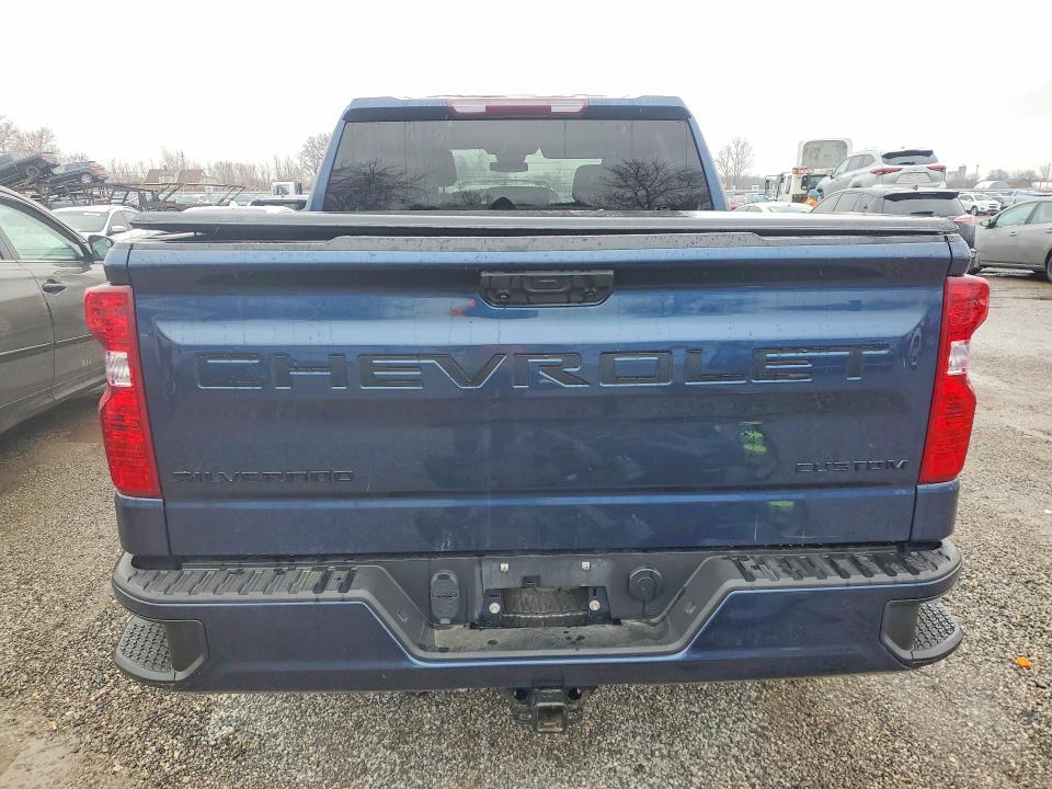 2022 Chevrolet Silverado K1500 Custom