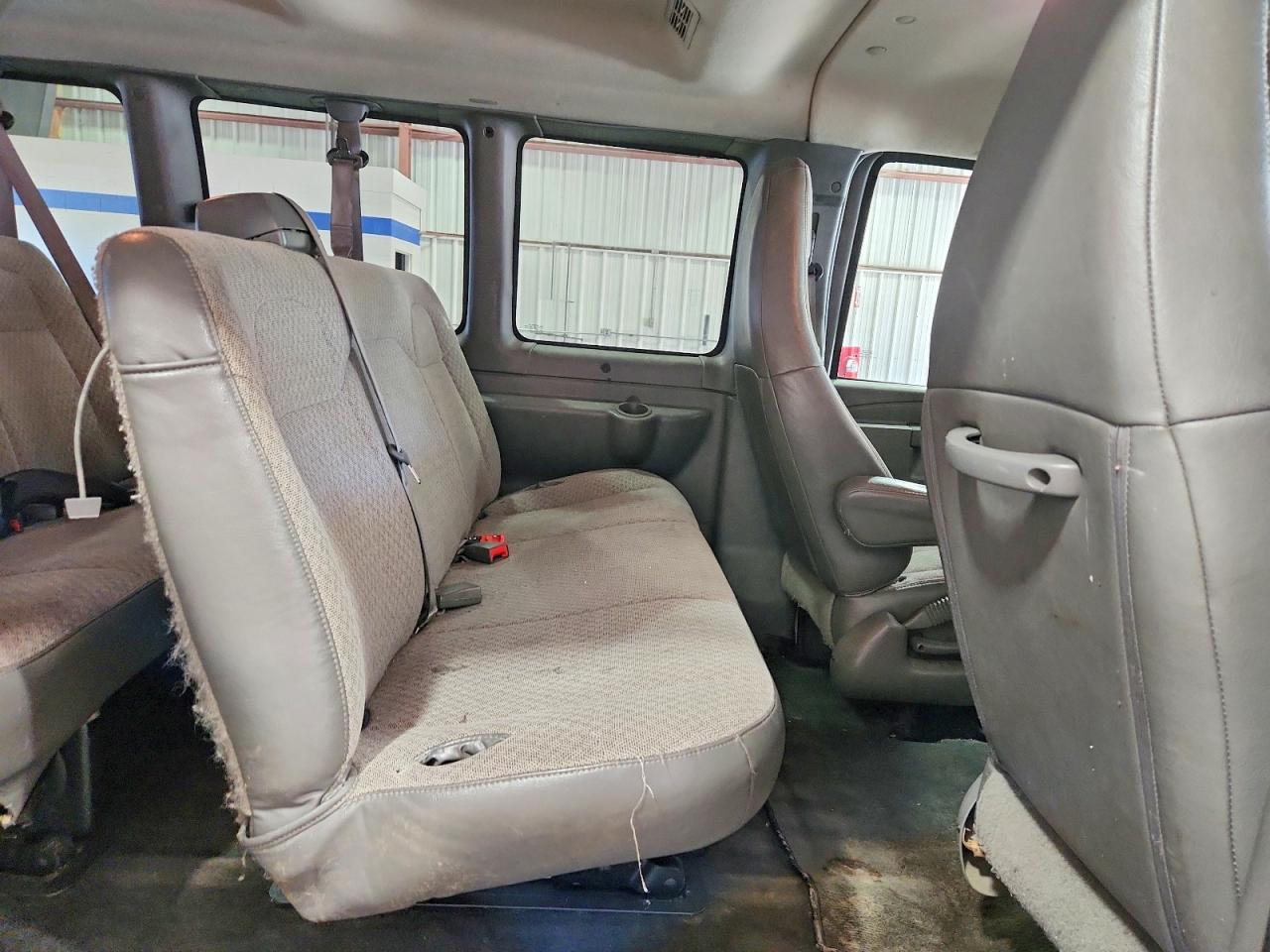 2019 Chevrolet Express G3500 LT