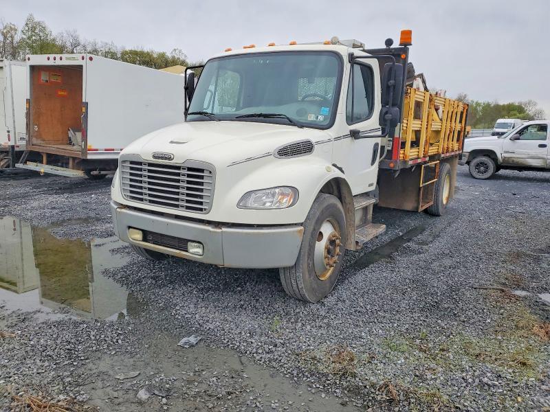 2004 Freigliner M2 106 Medium Duty