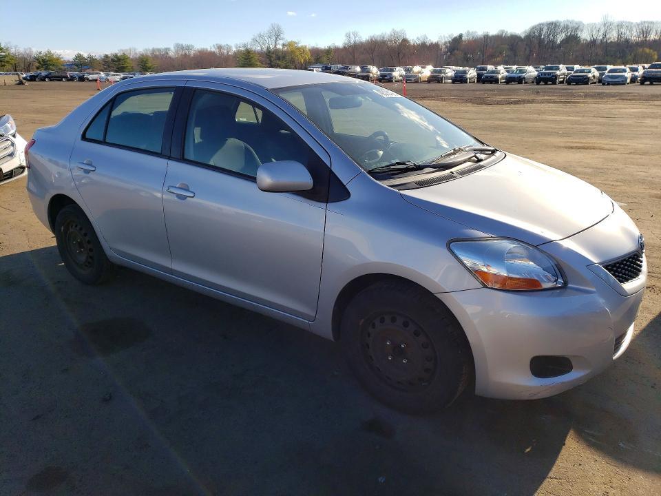 2009 Toyota Yaris Base