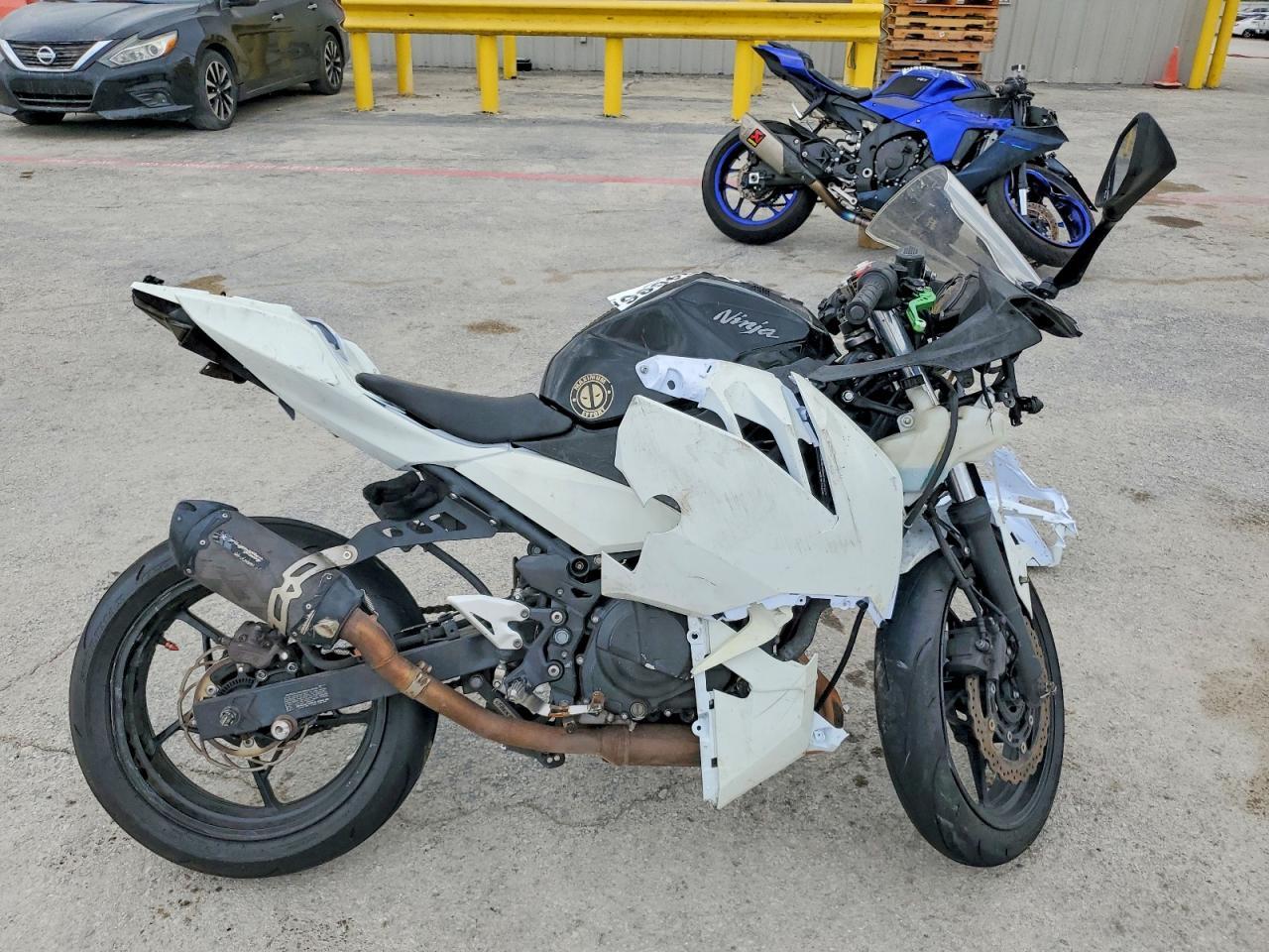 2018 Kawasaki EX400