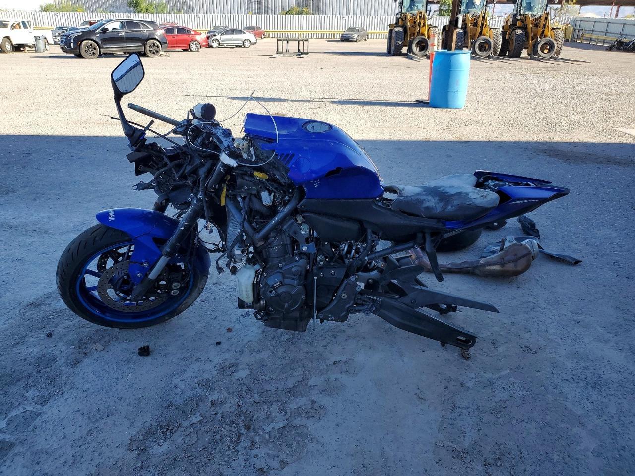 2024 Yamaha YZFR7