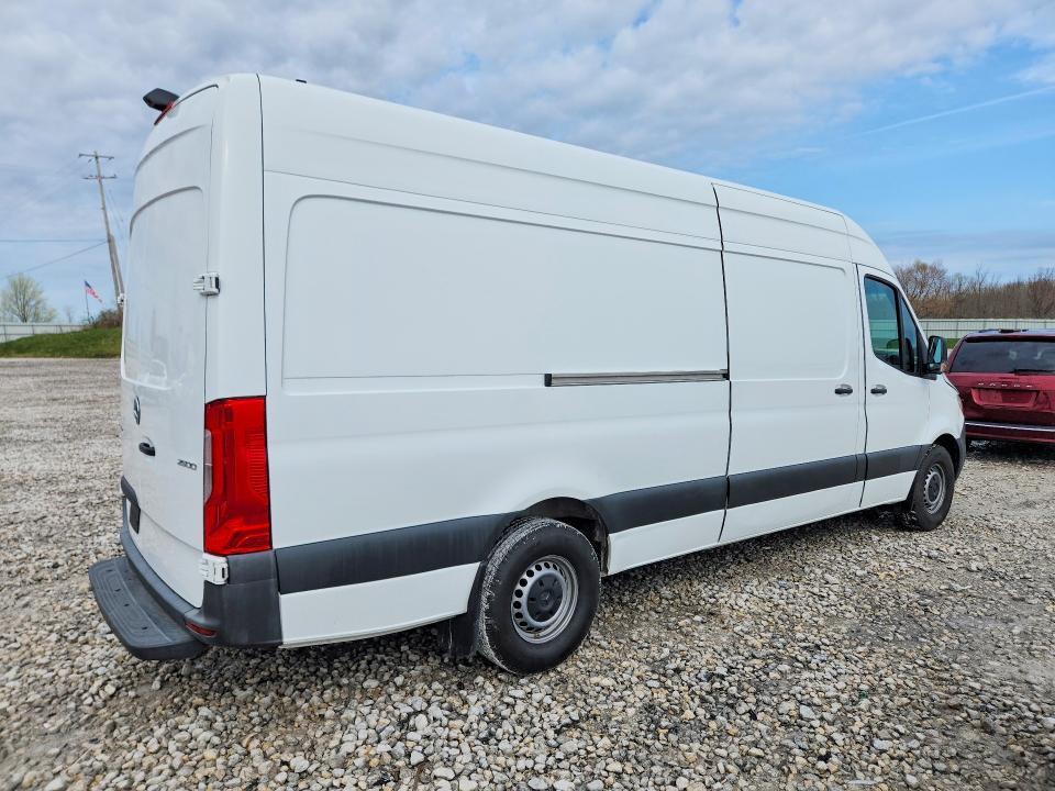 2021 Mercedes-Benz Sprinter 2500 Delivery van