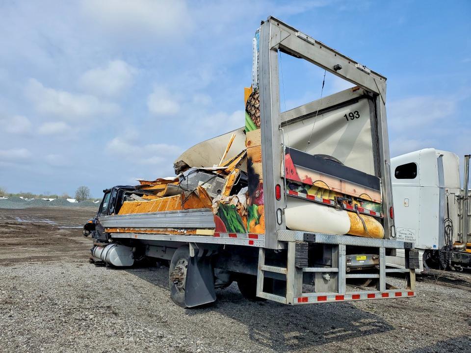 2020 International MV607 BOX Truck