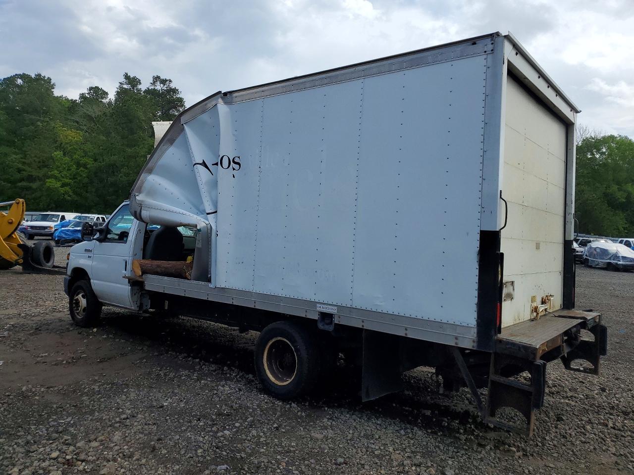 2016 Ford E350 BOX Truck