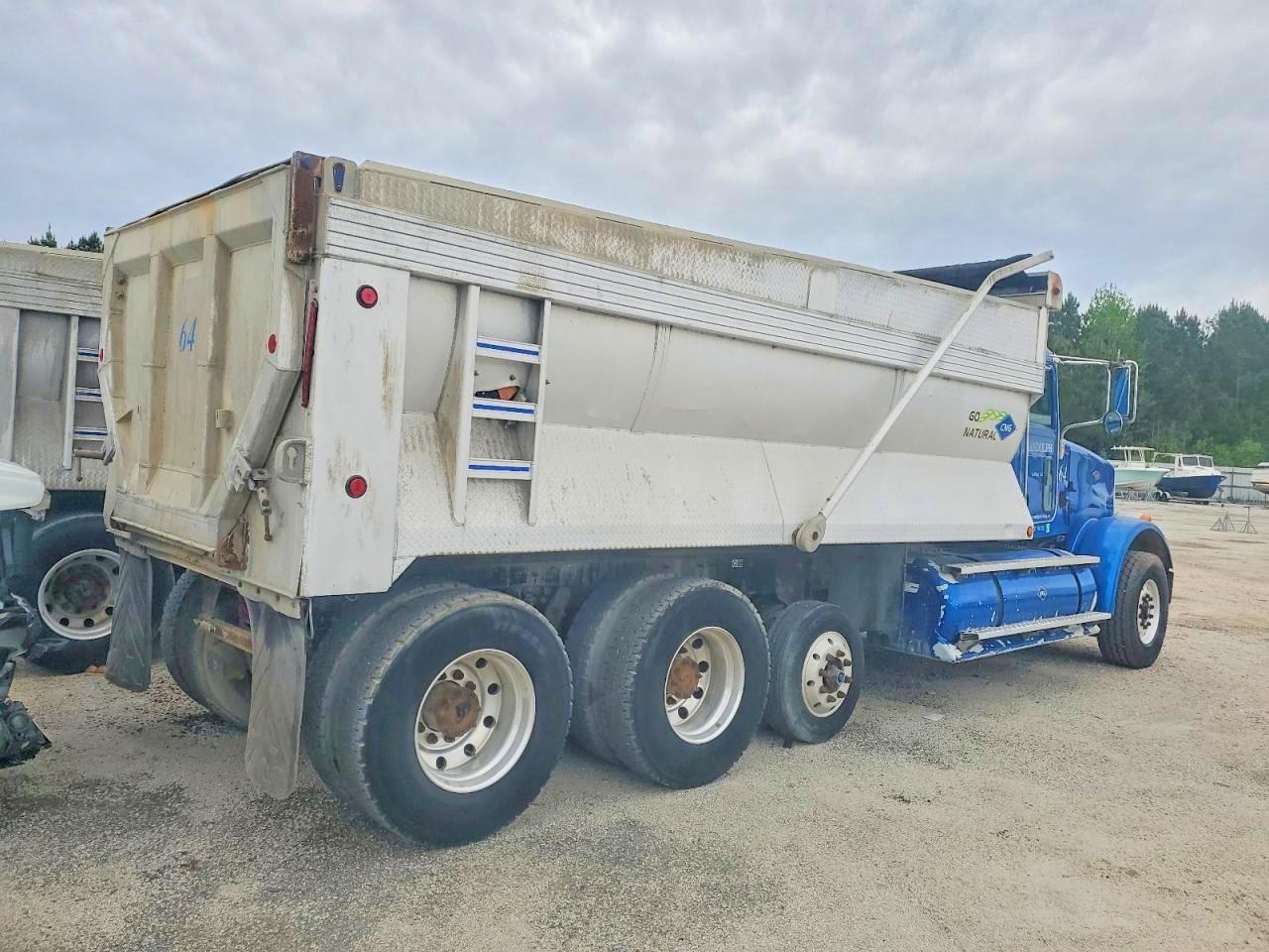 2015 Peterbilt 365 Dump Truck