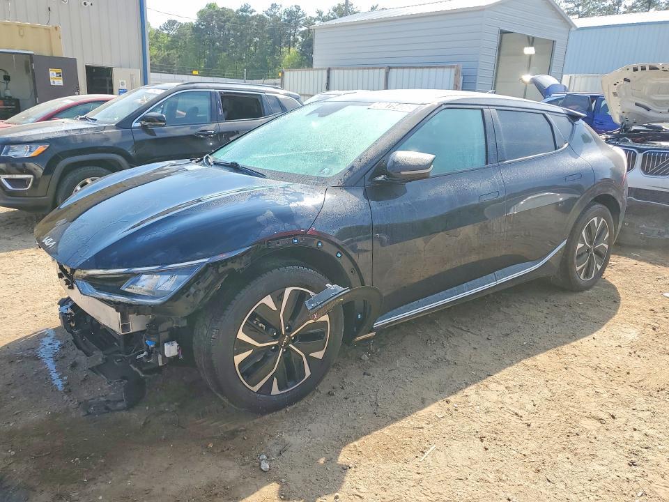 2023 KIA EV6 Wind