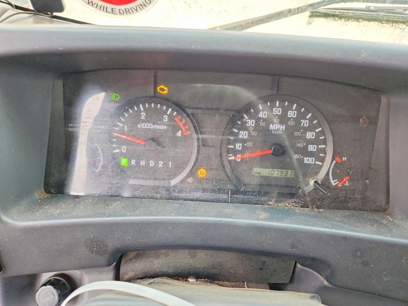 2009 Isuzu NPR BOX Truck