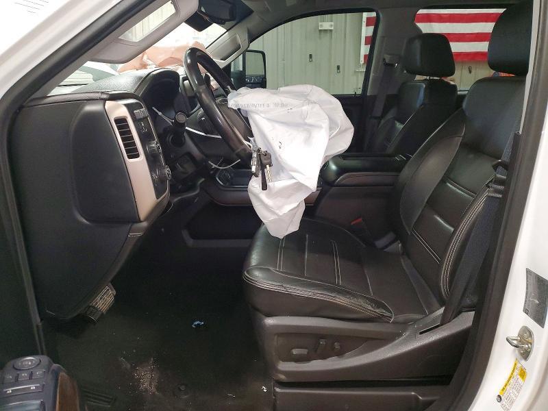 2017 GMC Sierra K3500 Denali