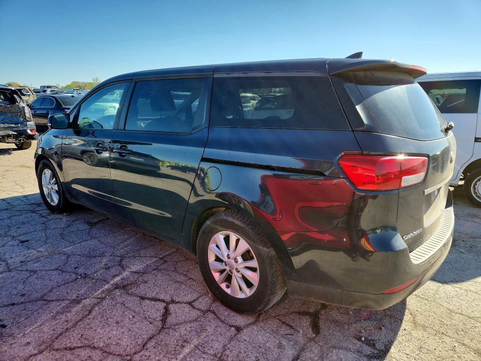 2017 KIA Sedona lx